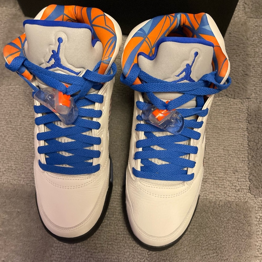 Jordan 5 “International Flight” - Picture 9 of 10